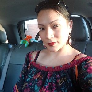 Meet your Posher, Ana